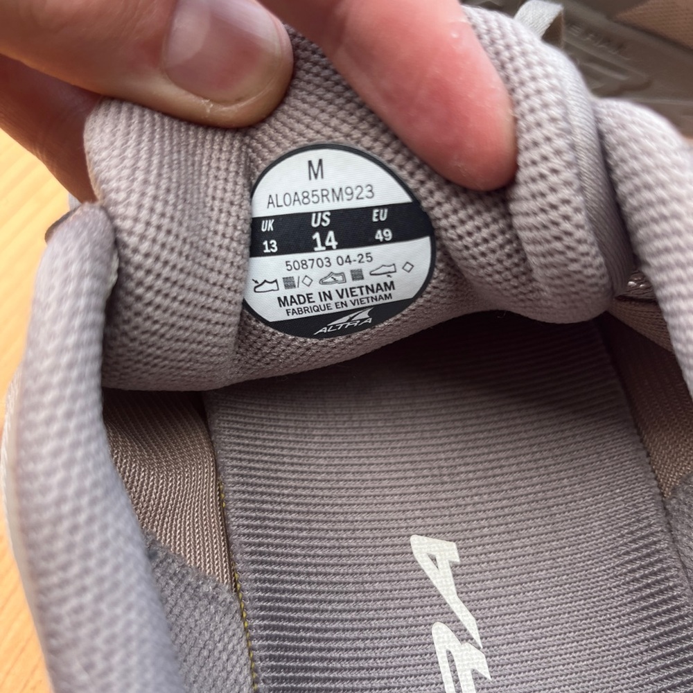 Altra Light Gray Running Shoes - Picture 9 of 10